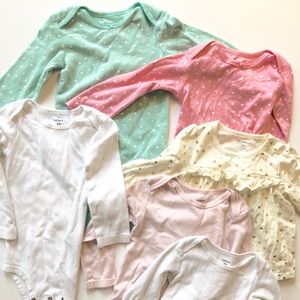 6 Longsleeve Onesies 24m